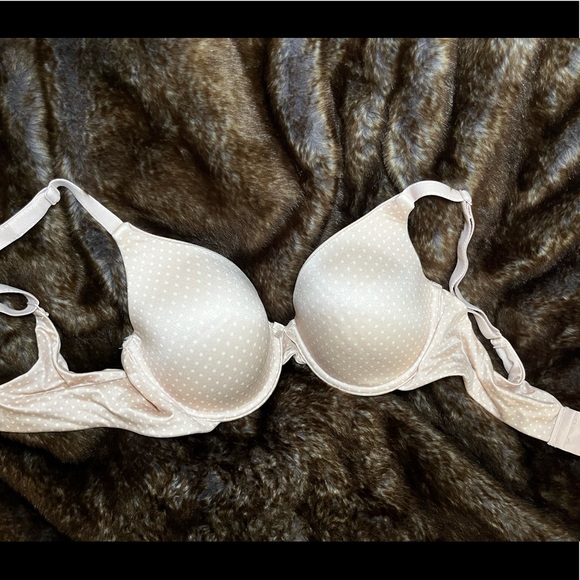 Cute Soft MaidenForm Padded Bra with underwire|    Size: 36D - Picture 1 of 2